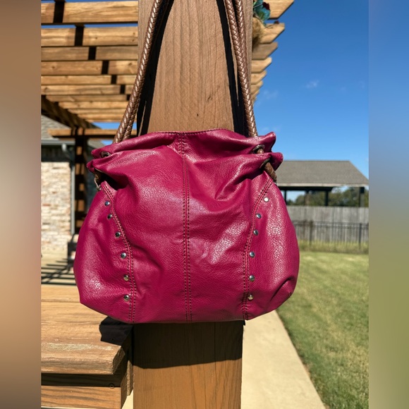 EUC! Relic Women's Raspberry Fuchsia Rope Handles Leather Shoulder Bag - Picture 2 of 9